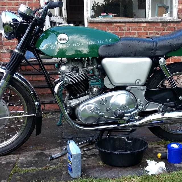 Norton Villiers Commando 1968 Re commissioning an adventures at 30