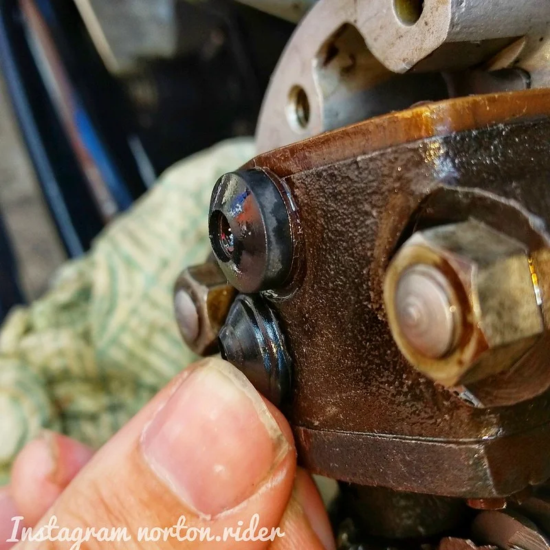 Norton Villiers Commando 1968 Re commissioning an adventures at 30