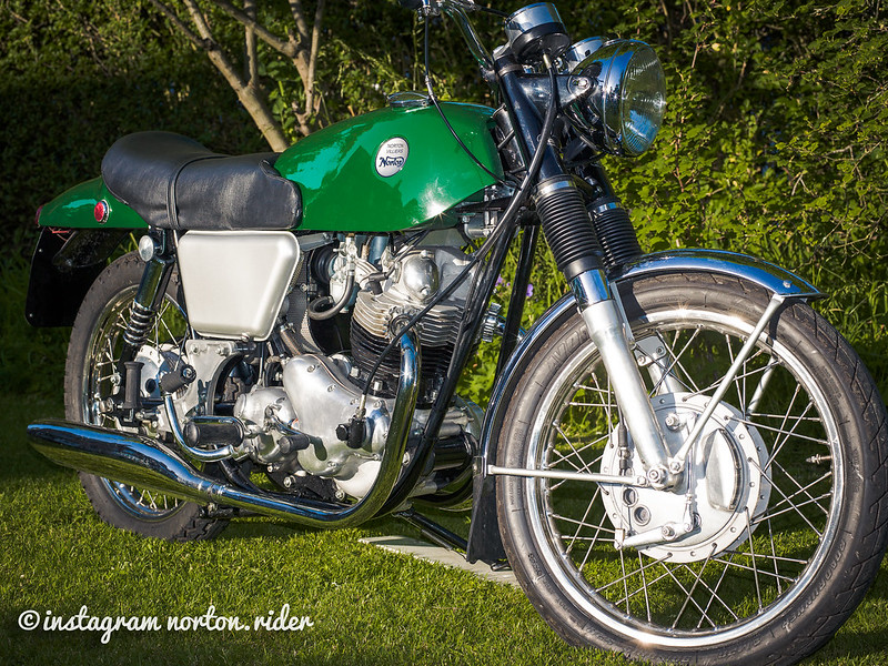 Norton Villiers Commando 1968 Re commissioning an adventures at 30