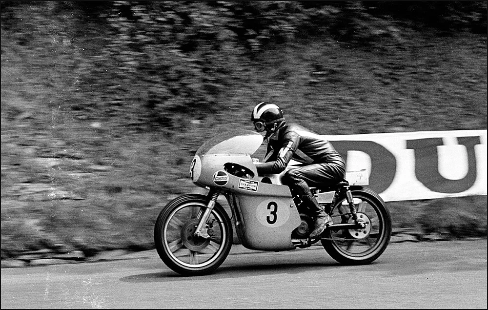 why light wheels make your bike turn easier