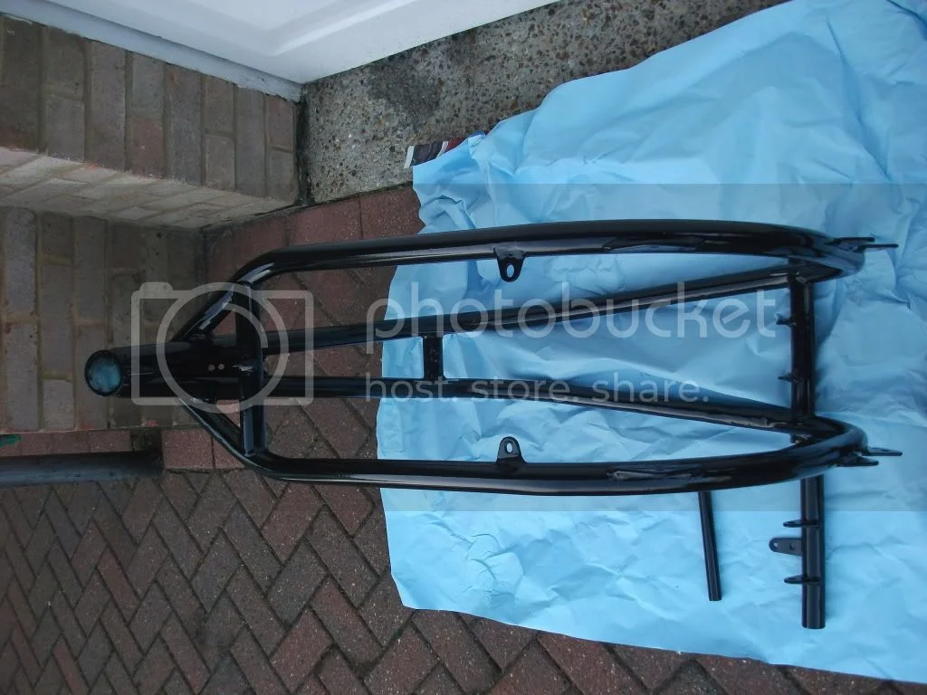 500 Dommie cafe race build