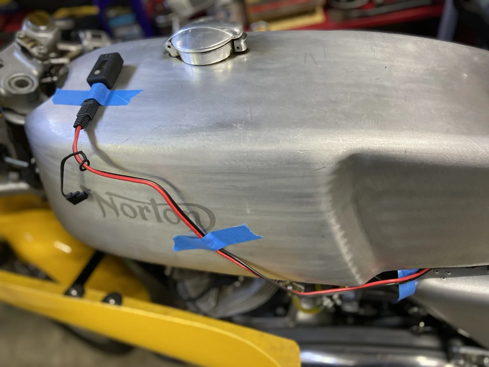 Auxiliary Smith Gauges