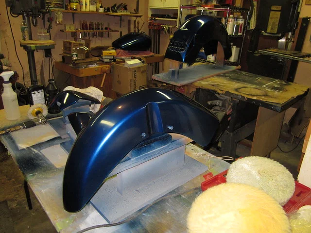 Reasonable '75 Commando paint jobs, New question