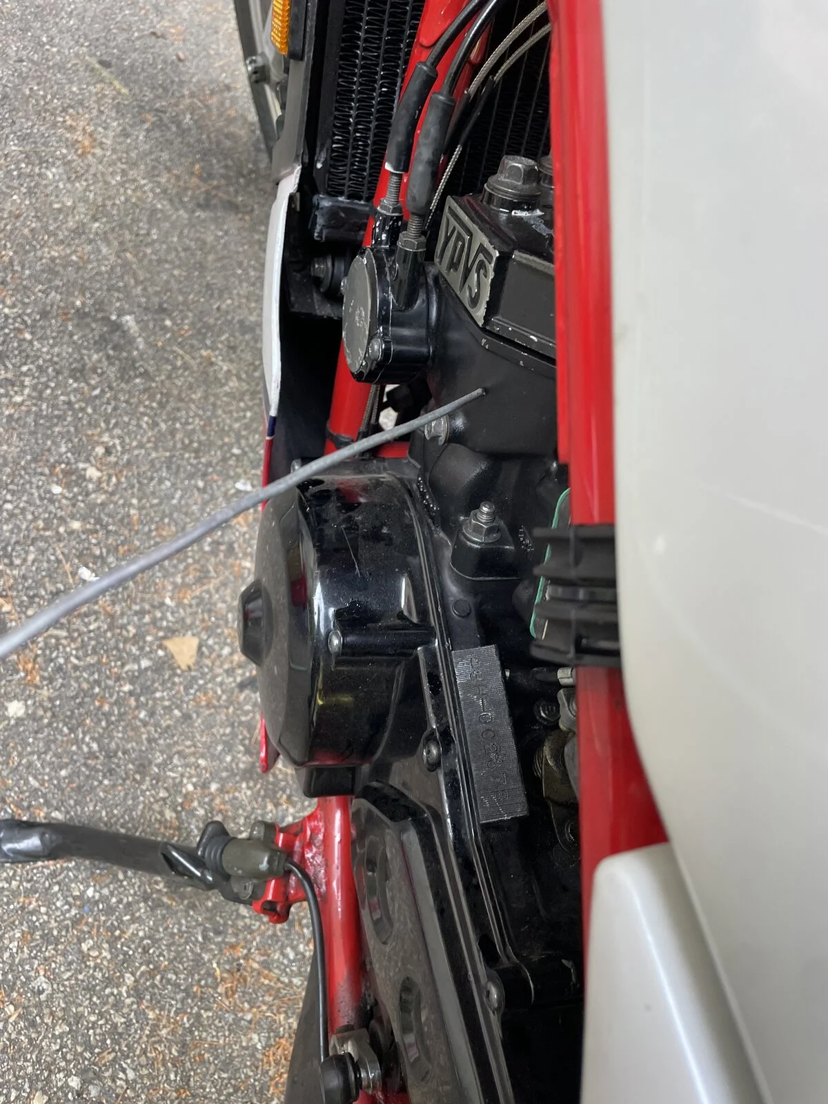 What are the warning signs that the main bearings may be on their way out?