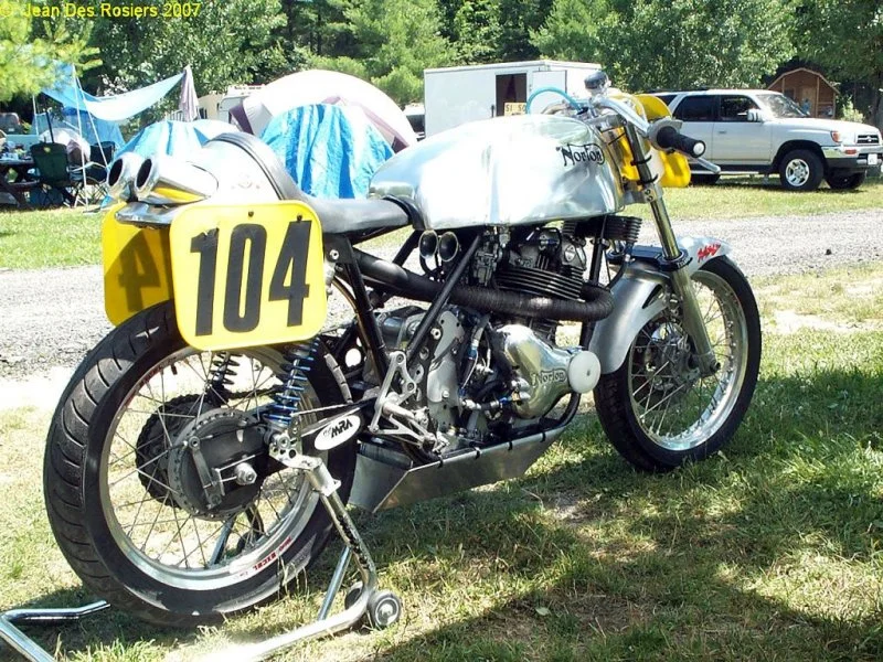 Jim Comstock's race bike, pictures!