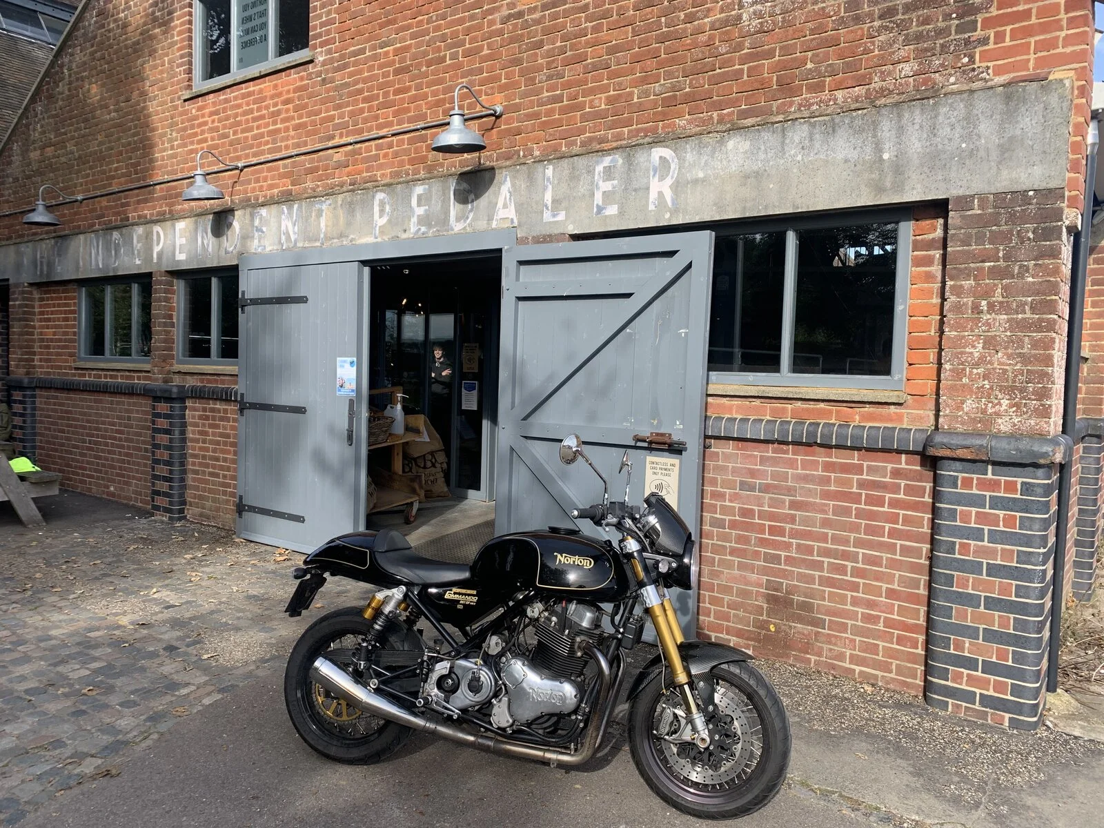 Pictures of your Norton 961