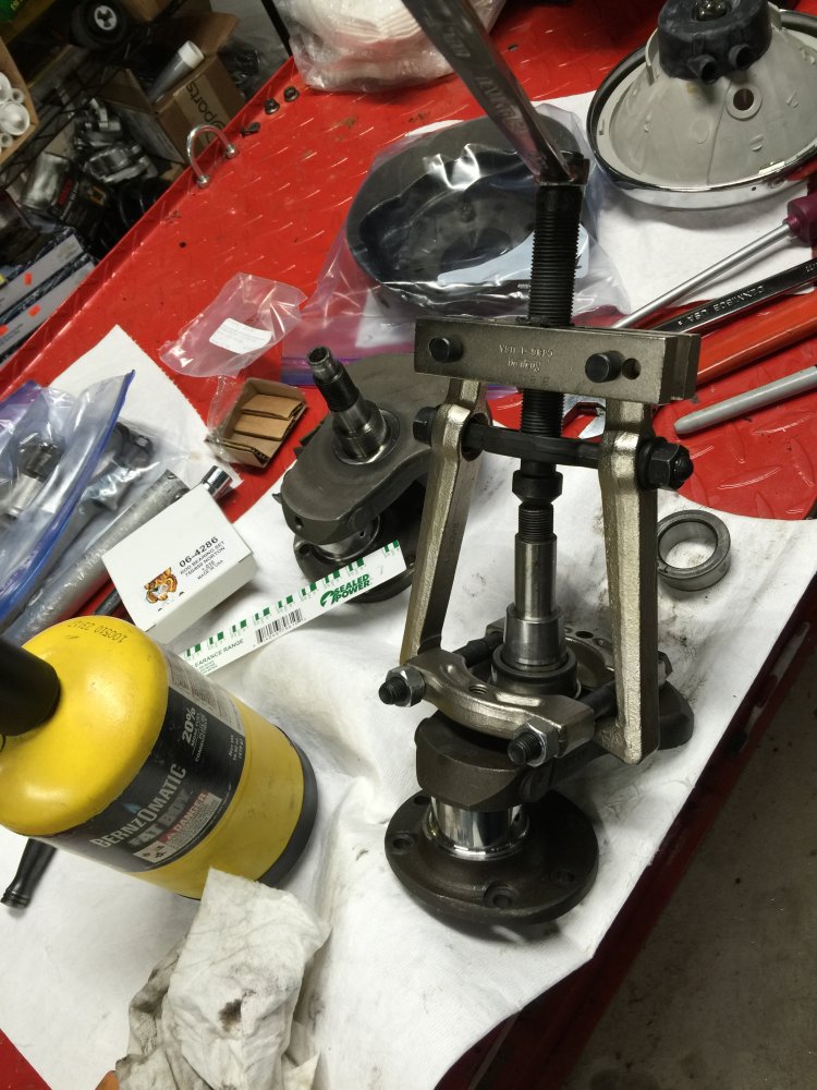 Changing crank main bearings