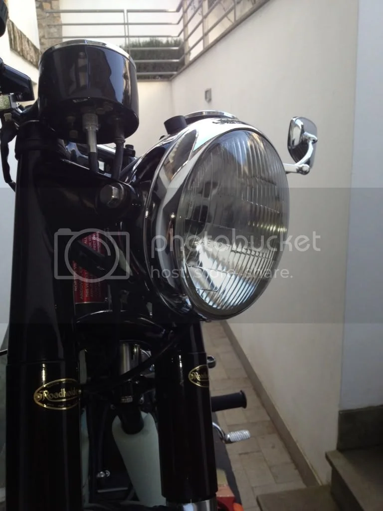 Pictures of your Norton Commandos