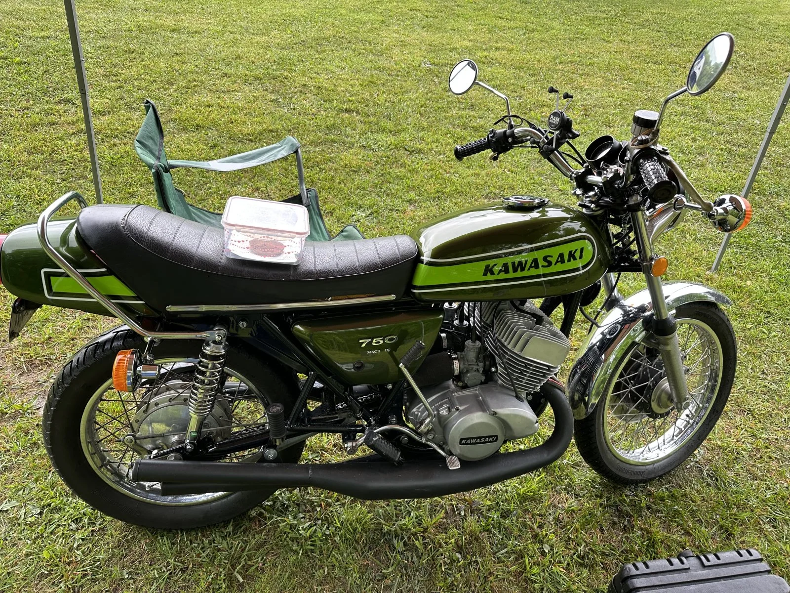 I am an addict. There, I said it. H2