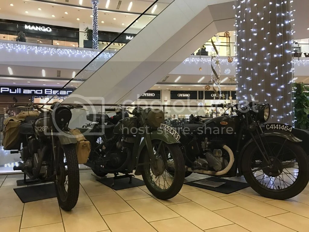 Vintage bike show pics