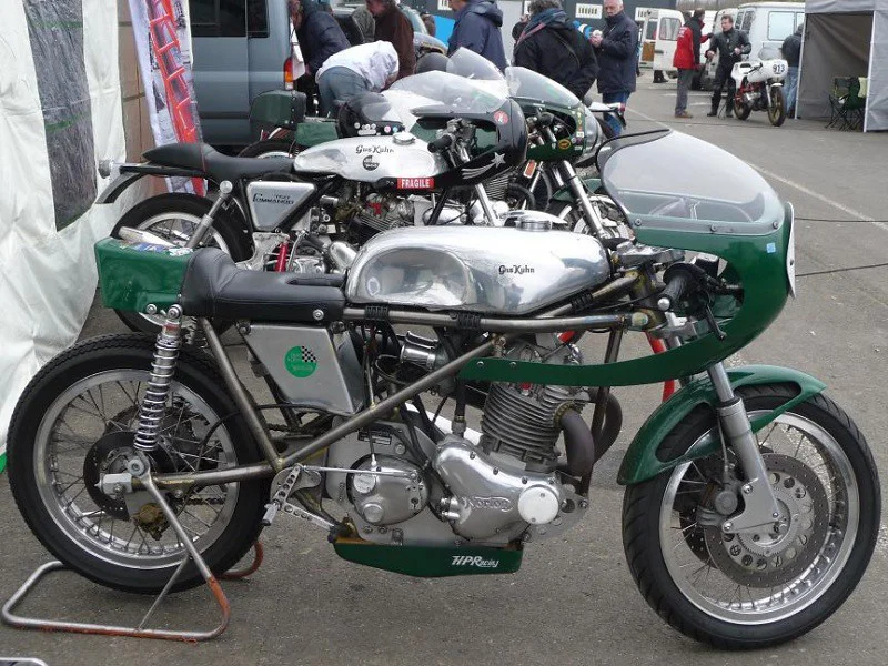 Seeley Mk3 fuel tank ?