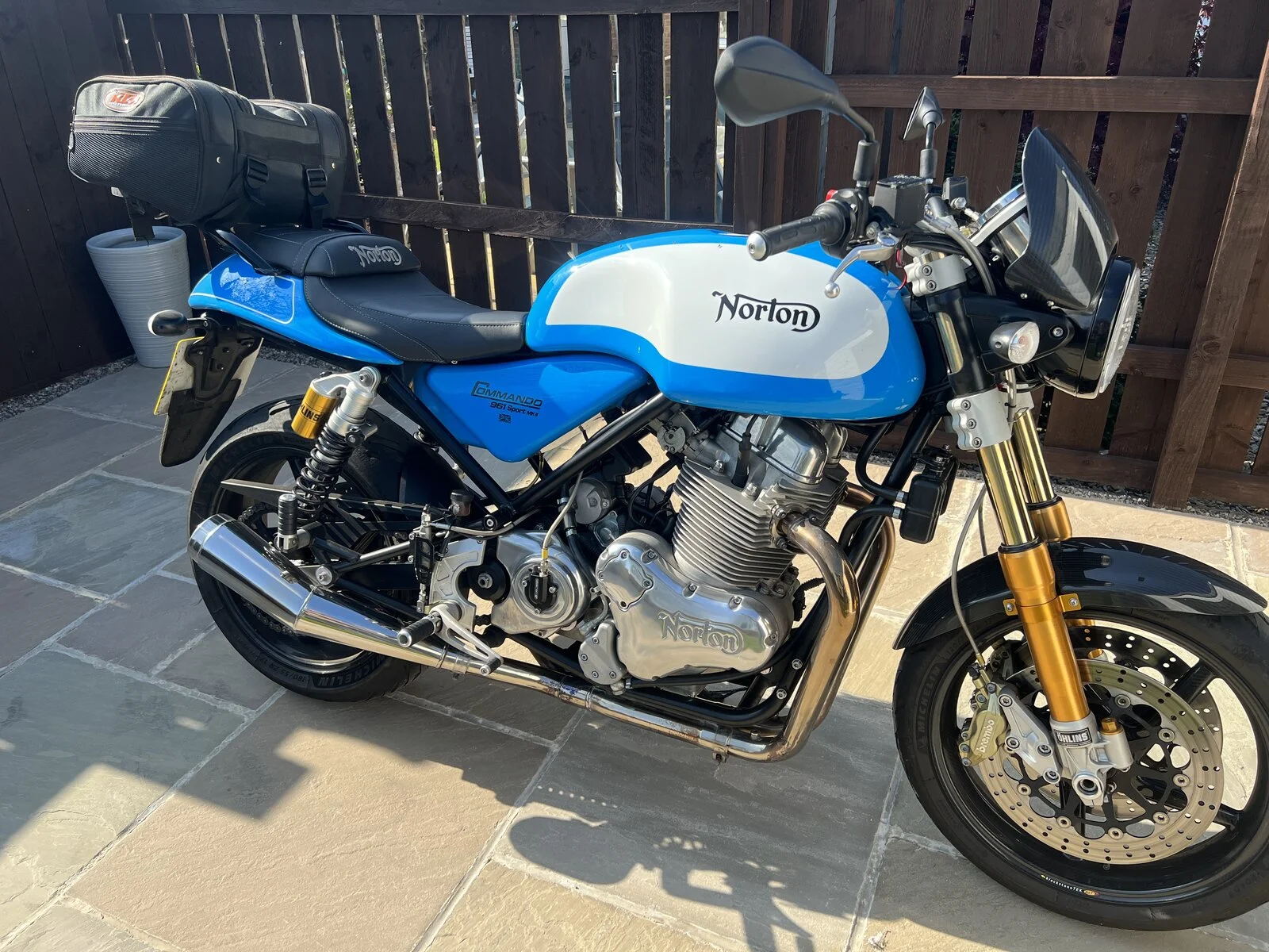 Pictures of your Norton 961