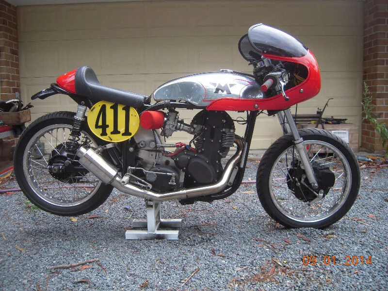 Are Replicas really Classics?