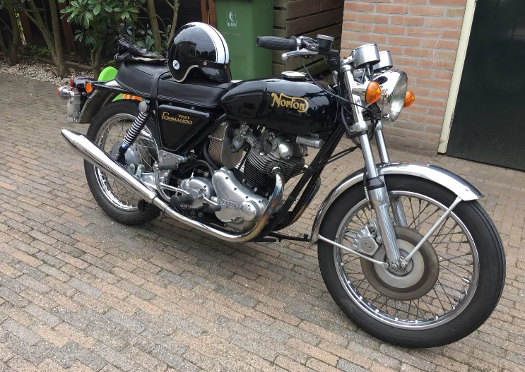 commando bullet bike