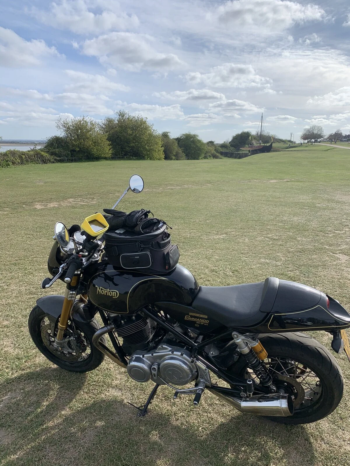 Pictures of your Norton 961