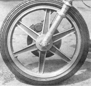 why light wheels make your bike turn easier