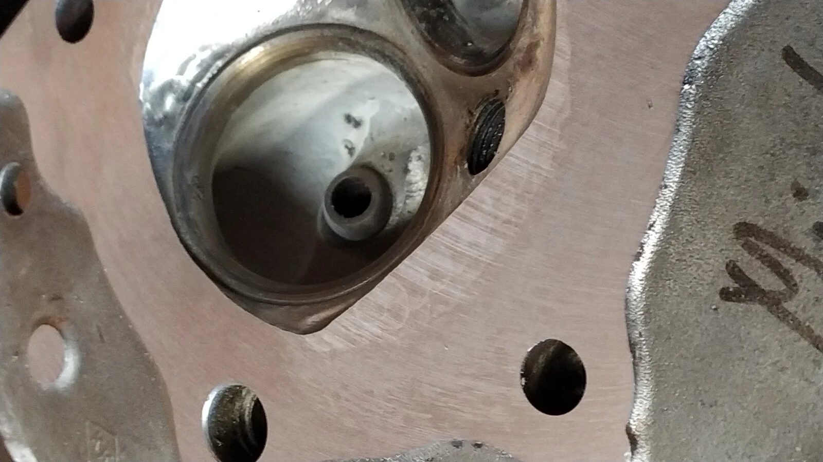 Modern 2 valve head design