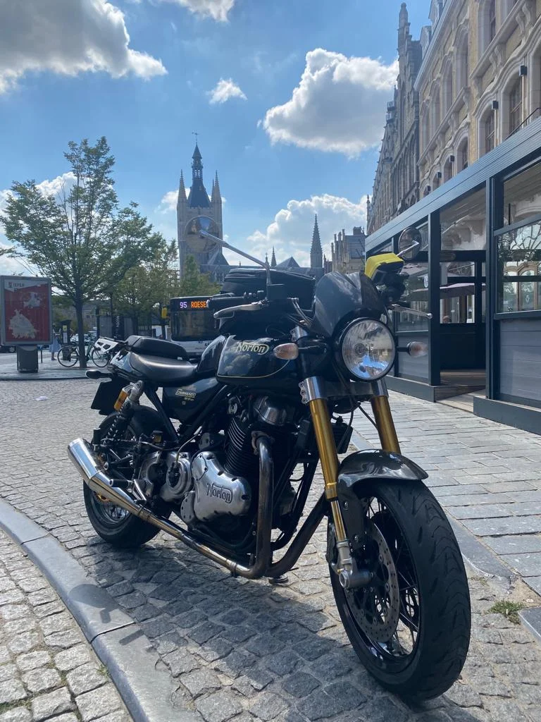 Pictures of your Norton 961