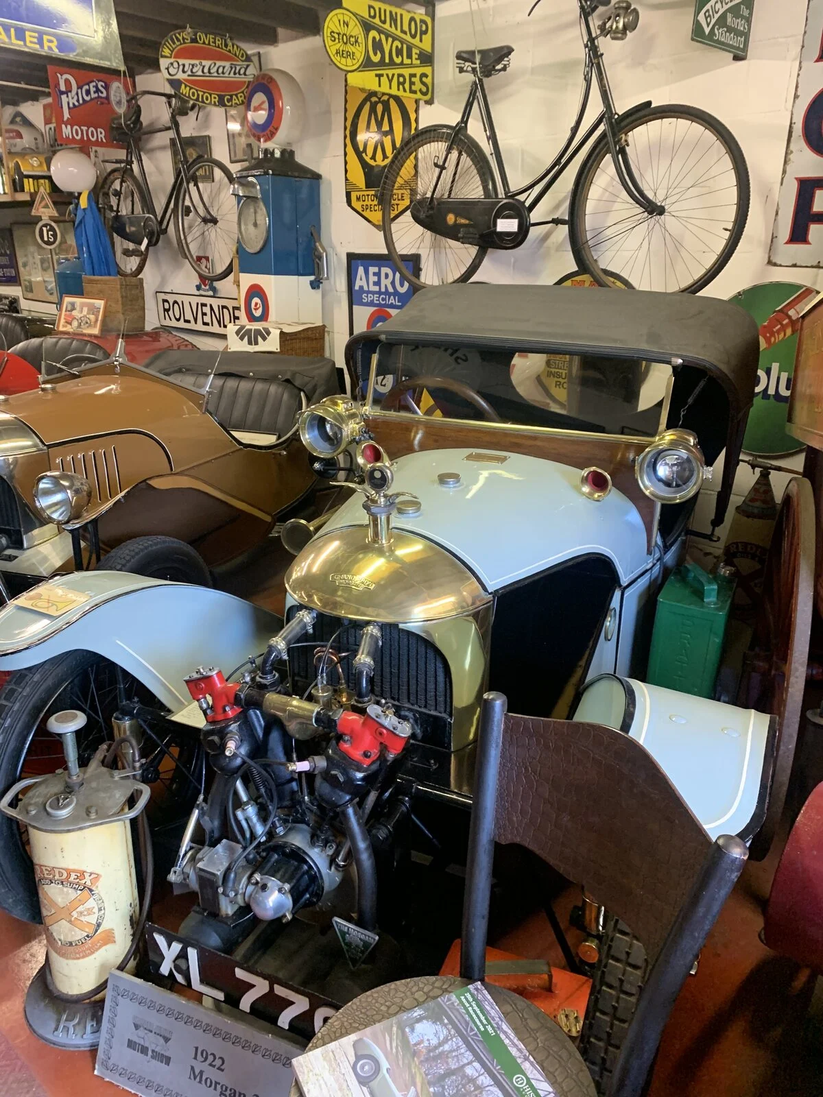 Pictures of your Norton 961