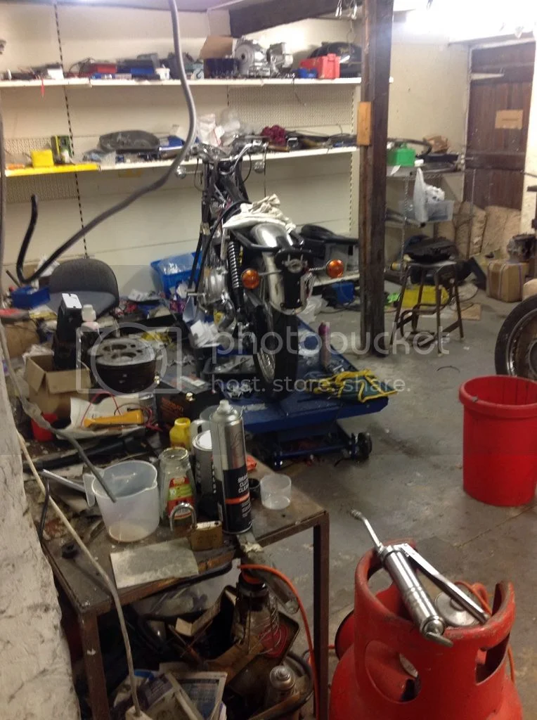 Oil tank full of grit.................T160