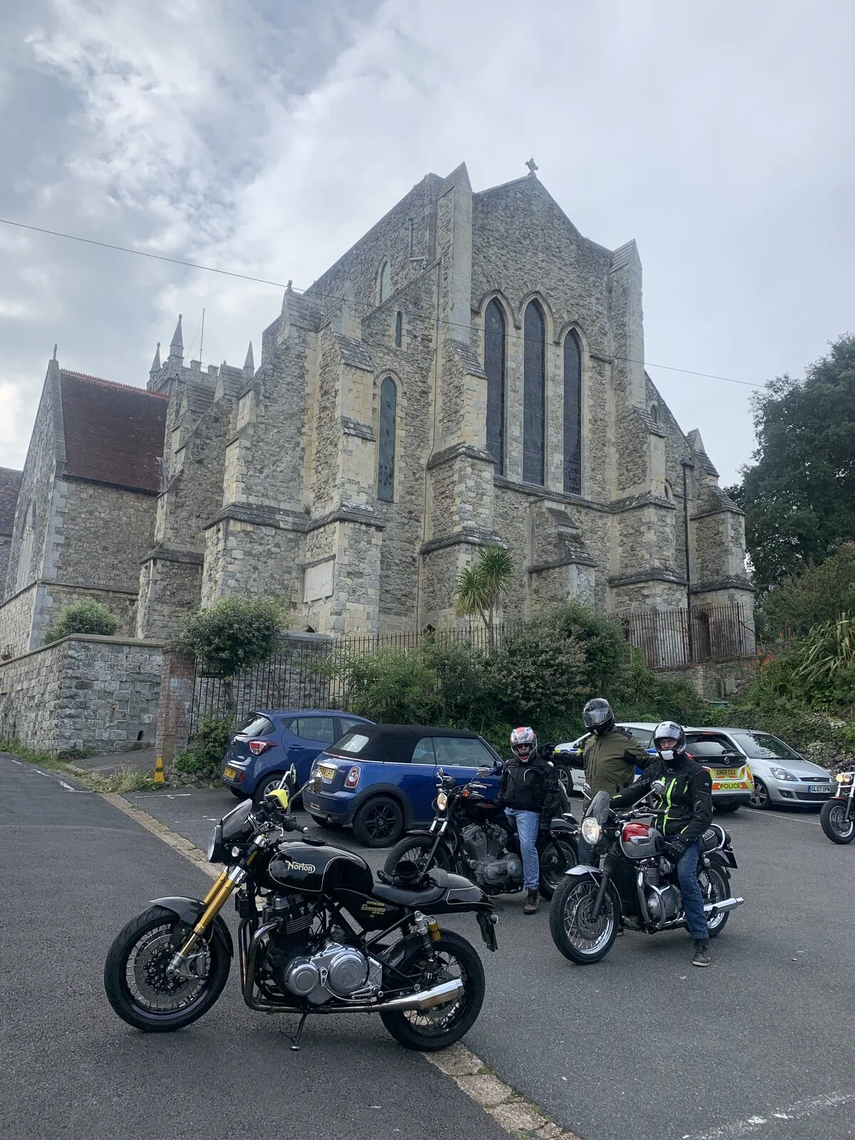 Pictures of your Norton 961