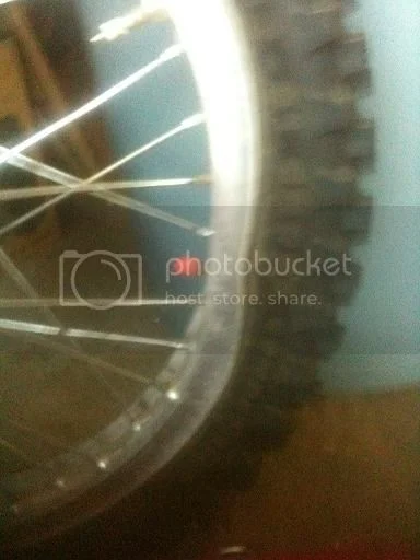 why light wheels make your bike turn easier