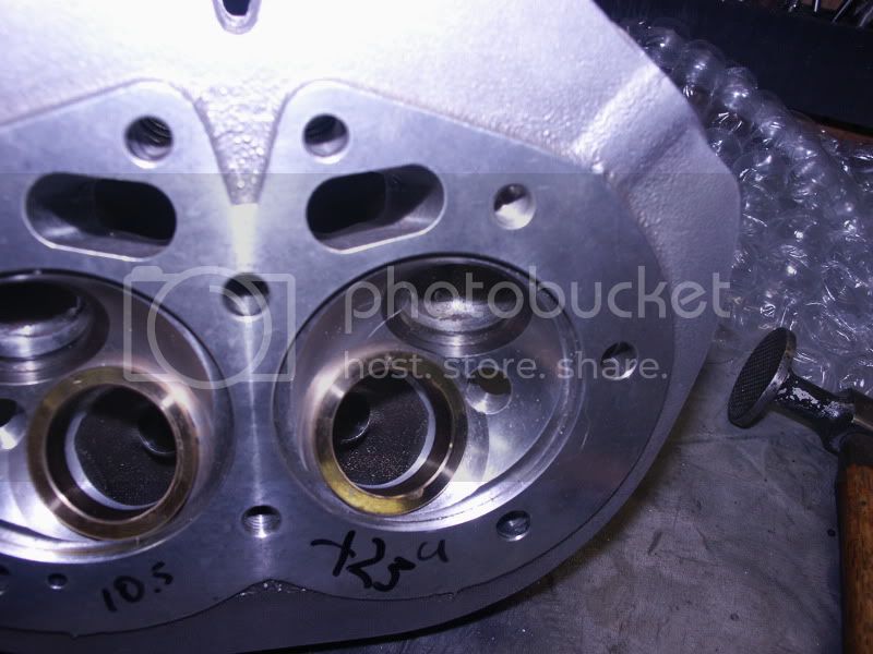 Big valves in a Fullauto head