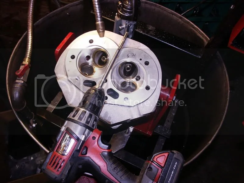 Big valves in a Fullauto head