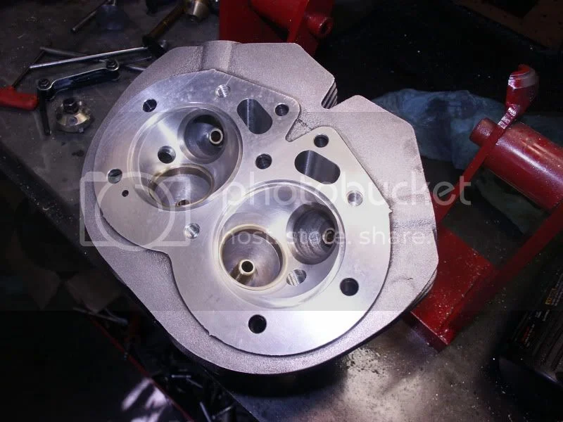 Big valves in a Fullauto head