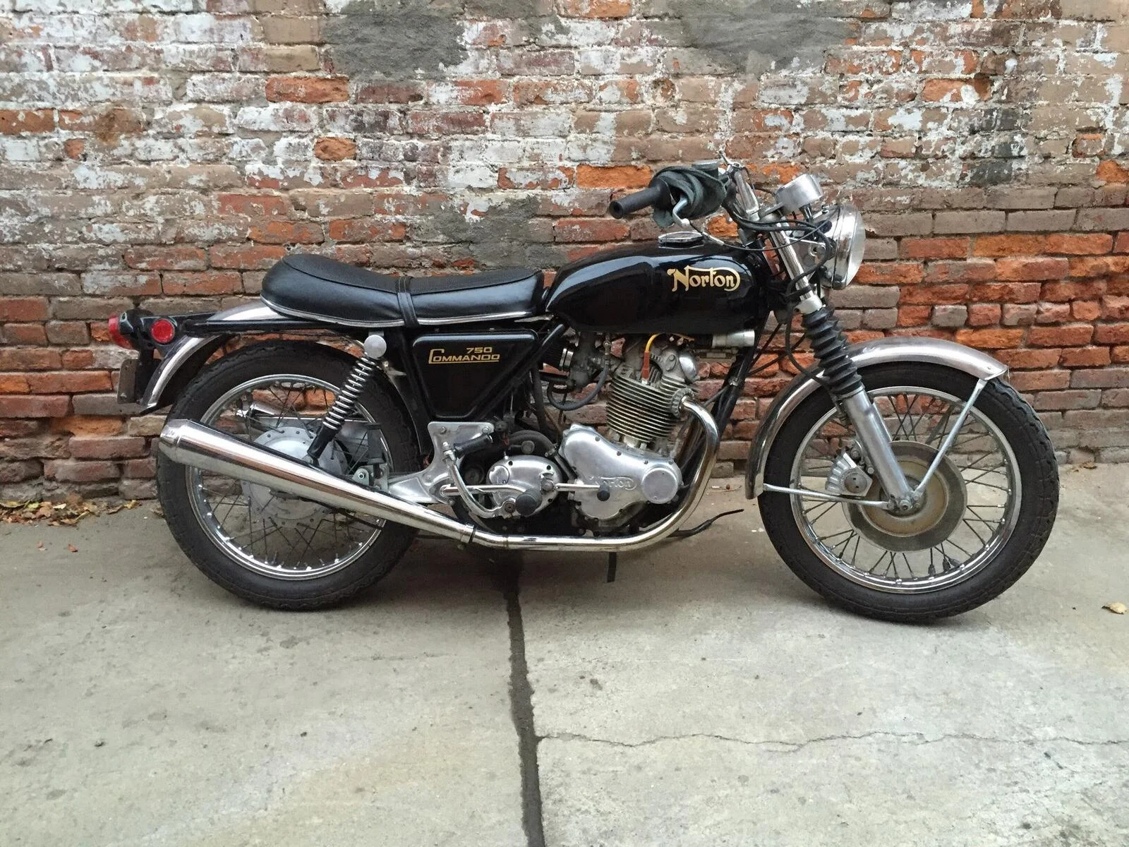 Electronic Ignition + Battery + Cylinder