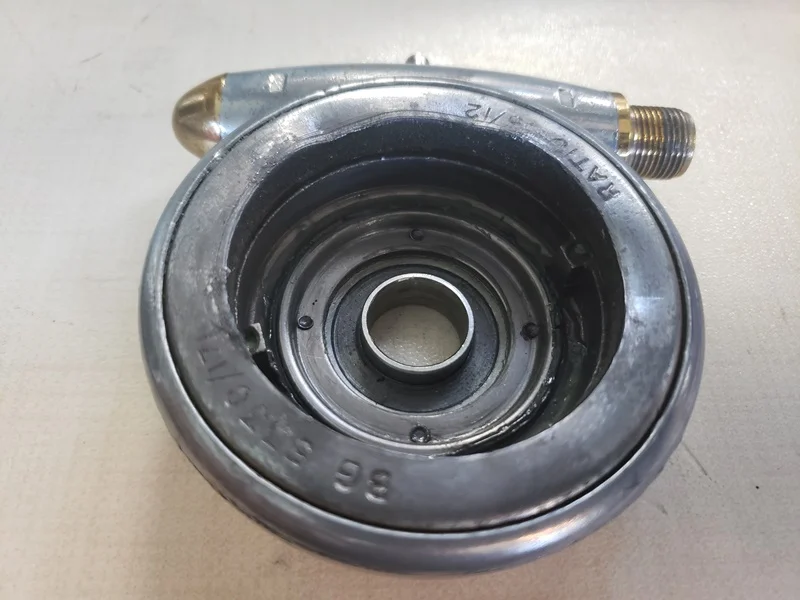 NKII Rear Hub Squeak Page 5 Access Norton