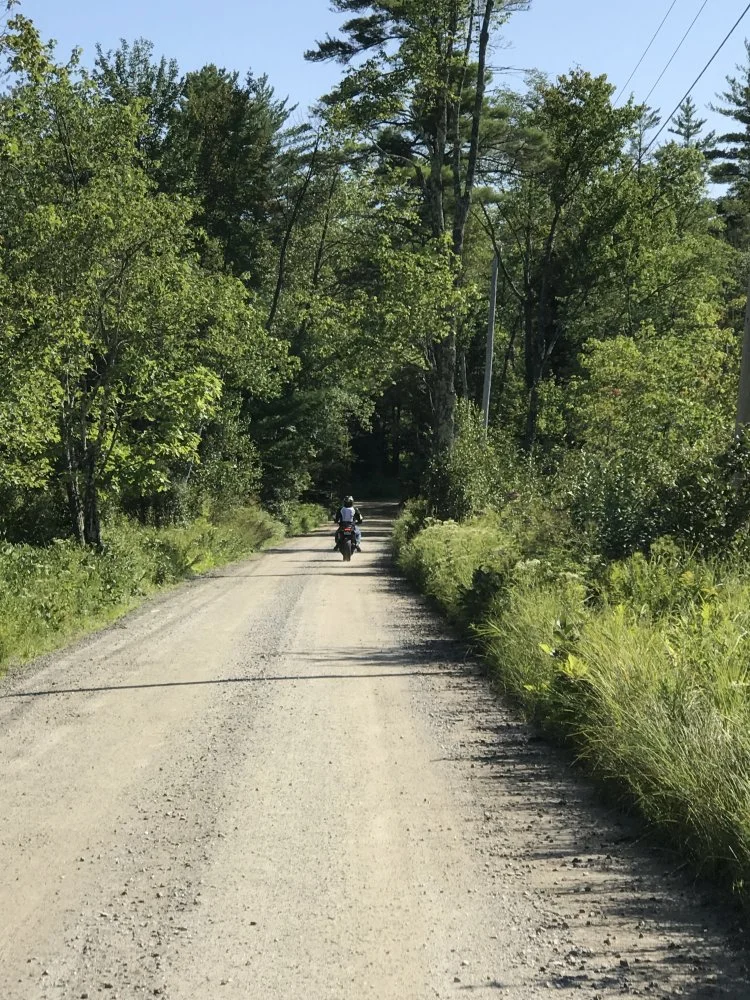 iPhone (IOS app for 'motorcycle roads' ?