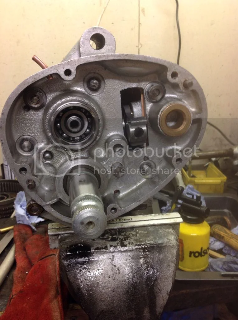 Gearbox Breathers, who's got one