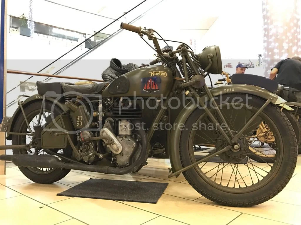 Vintage bike show pics