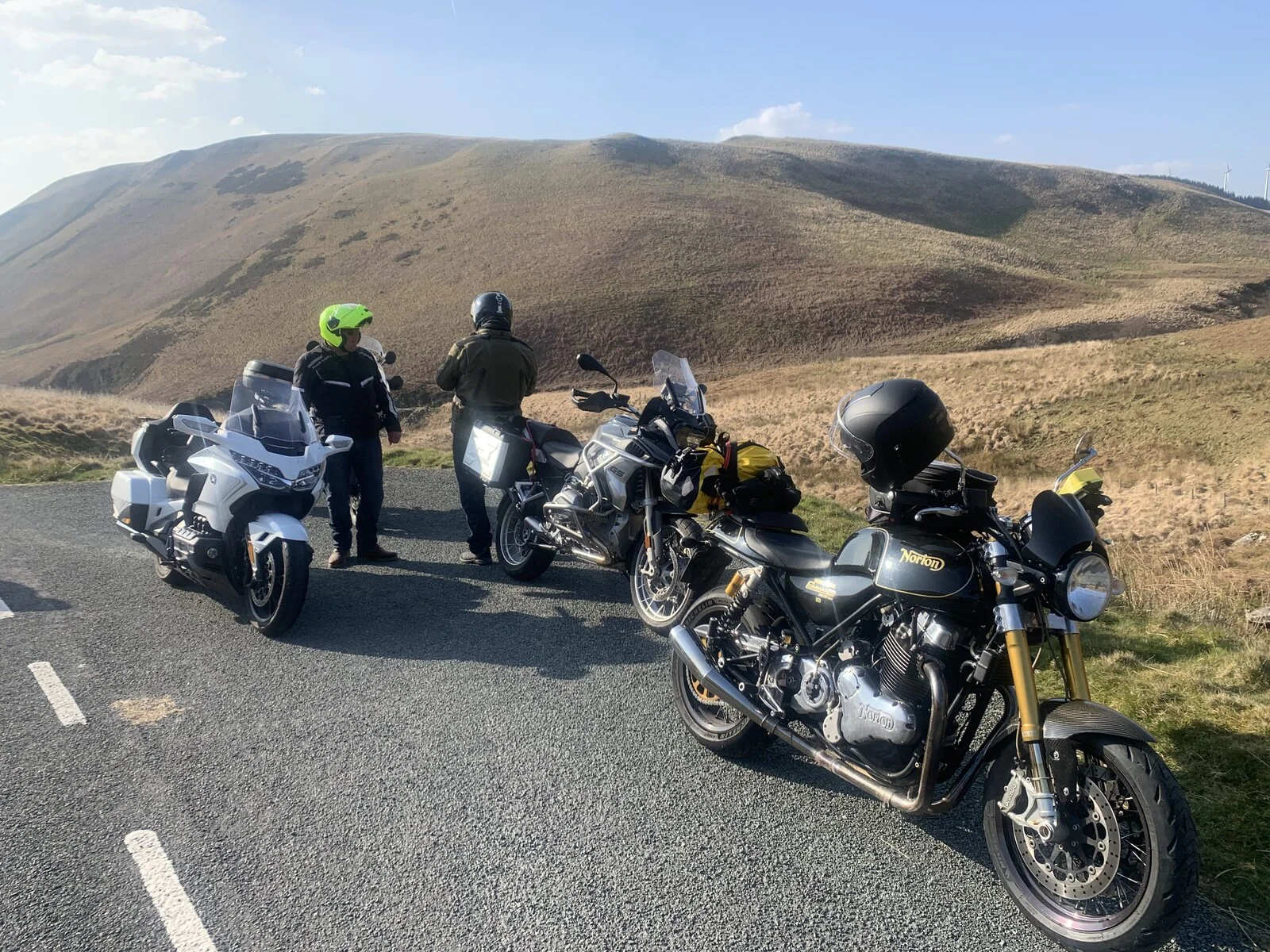 Pictures of your Norton 961