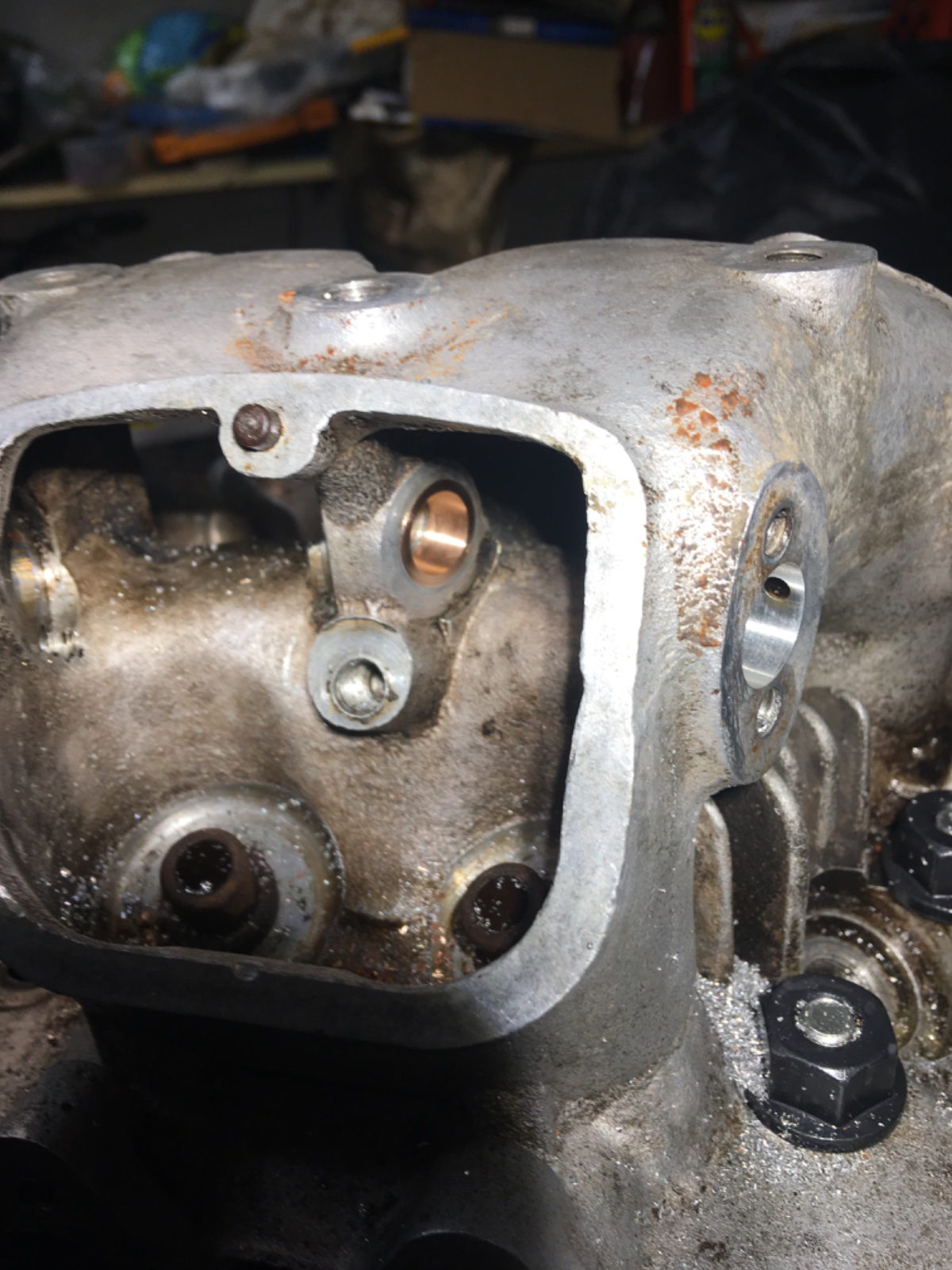 Bushing rocker spindles