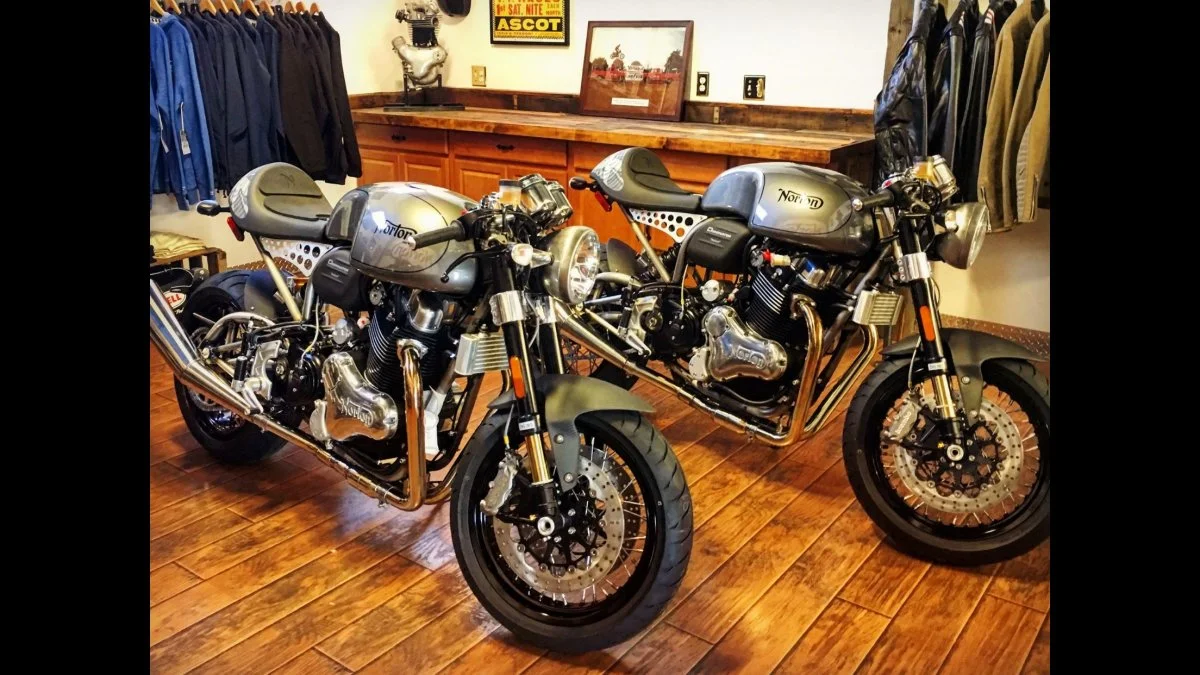 Domiracer, Dominator ss and naked locations