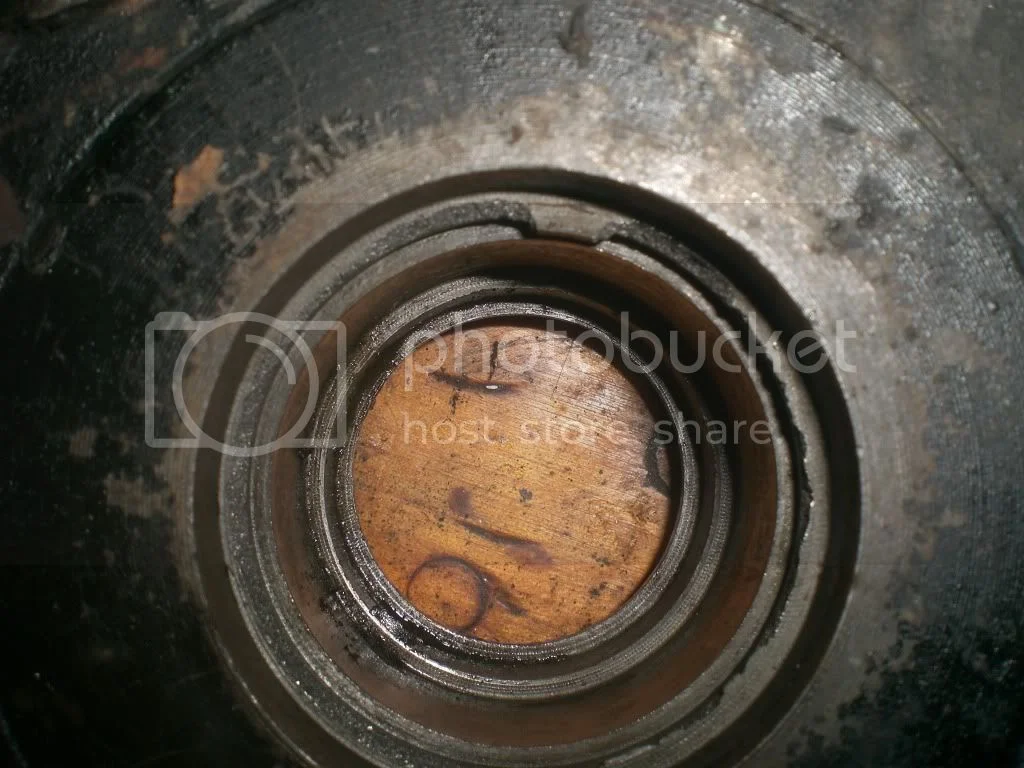 Rear brake drum (2011)