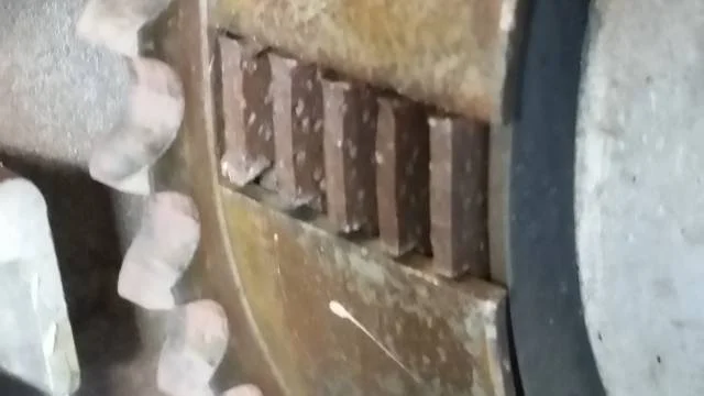 Extreme Wear on Friction Plate Tabs