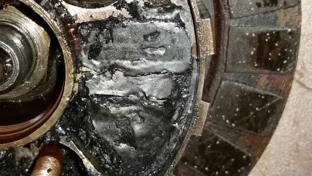 Extreme Wear on Friction Plate Tabs