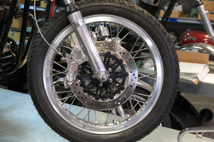 cNw #101 Norton Commando 850