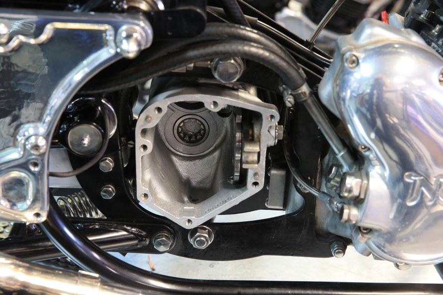 cNw #101 Norton Commando 850