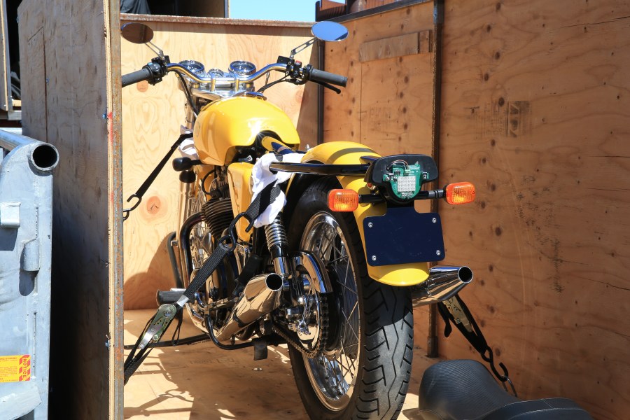 cNw #101 Norton Commando 850