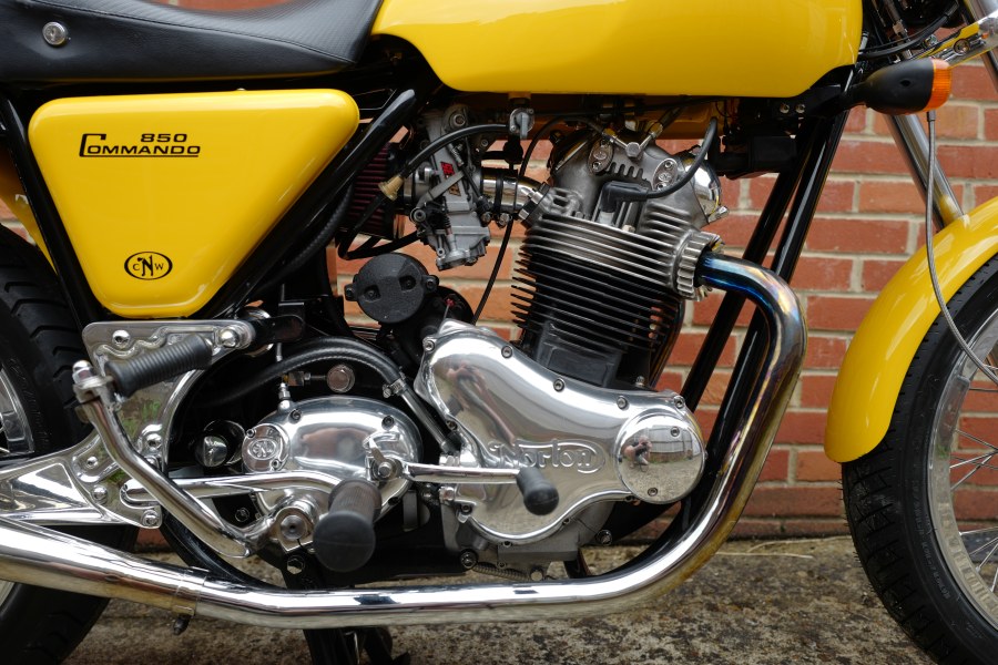 cNw #101 Norton Commando 850