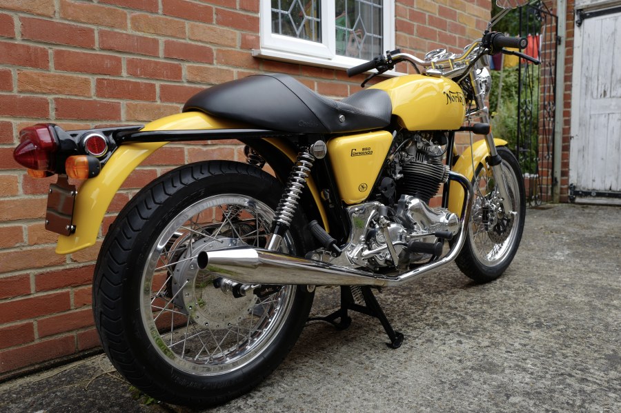 cNw #101 Norton Commando 850