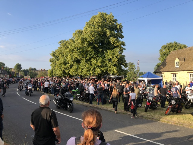 cNw #101 Norton Commando 850