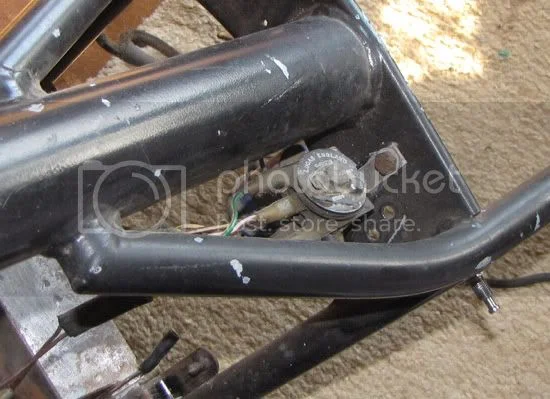 Battery compartment wiring