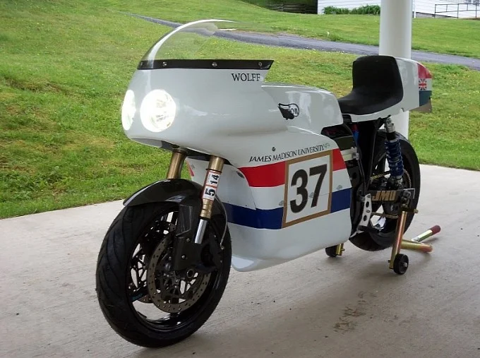 How to avoid Oil Leaks .