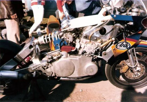 cosworth_13.jpg