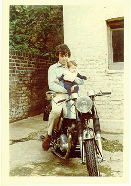 Pictures of your Norton Commandos